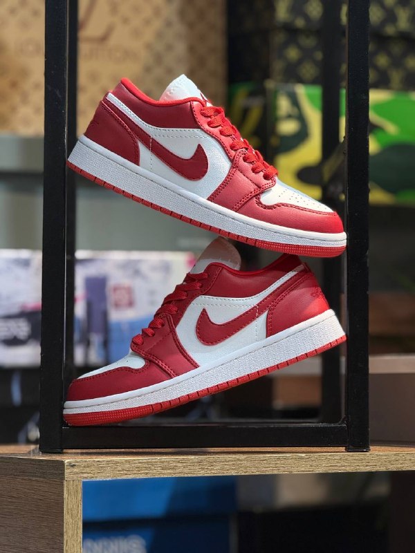 Air Jordan 1 Low Red White