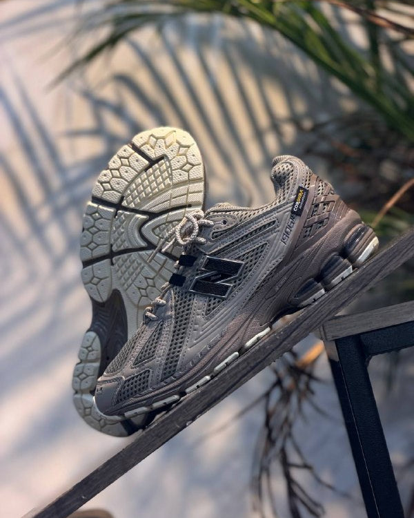 New Balance 1906R Grey Blackn x Cordura