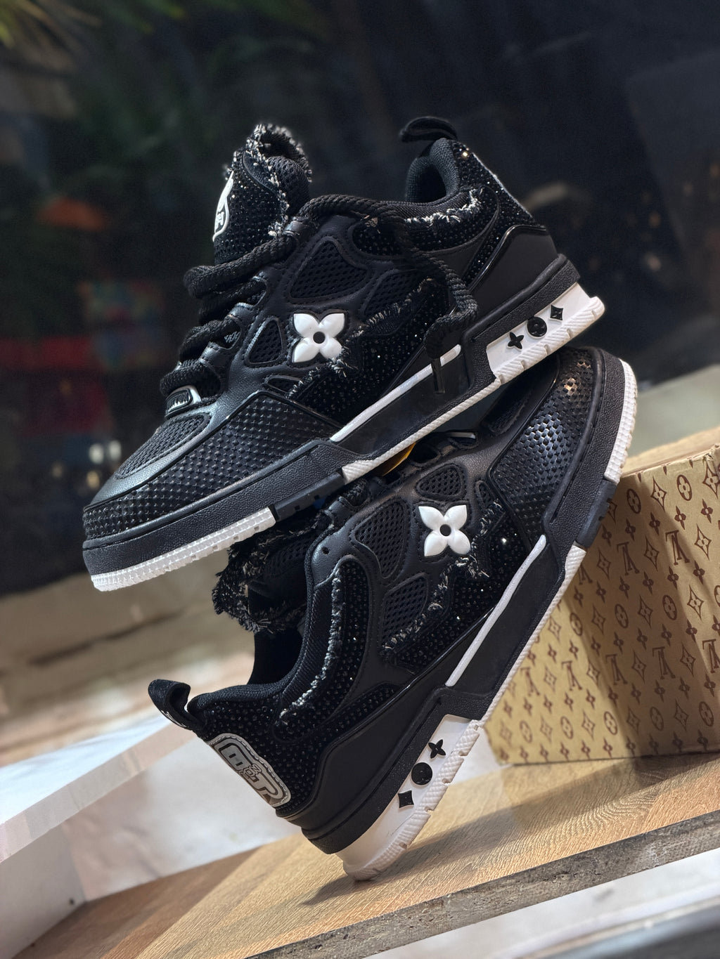 Louis Vuitton LV Skate "Negro Cristales"