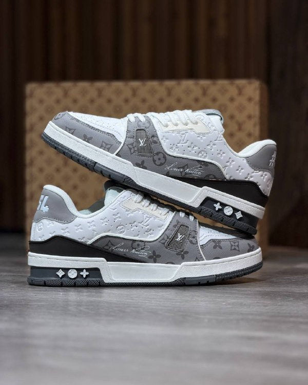Louis Vuitton Trainer Low White Grey