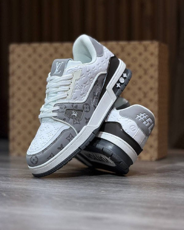 Louis Vuitton Trainer Low White Grey