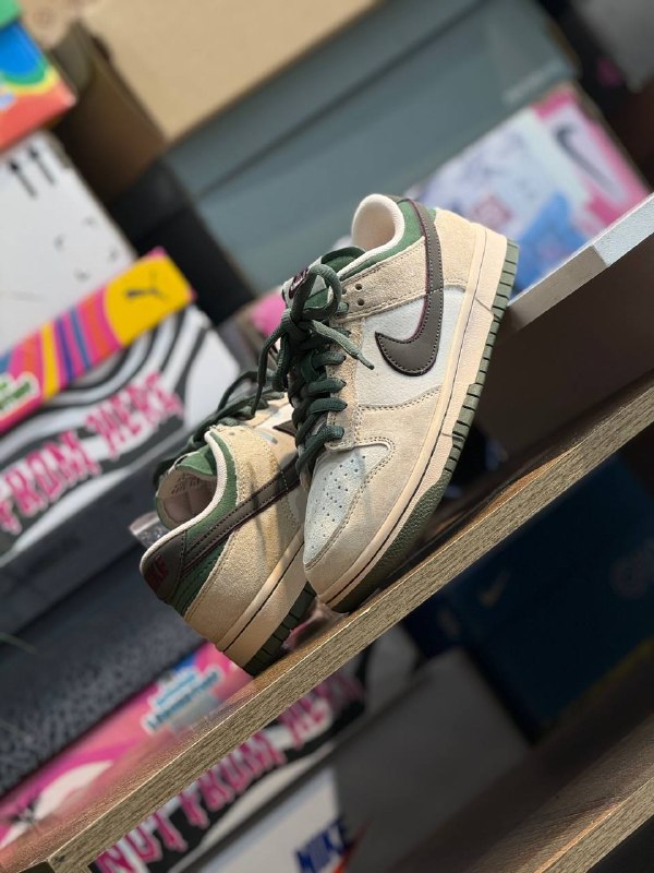 Nike SB Dunk Low “Otomo”