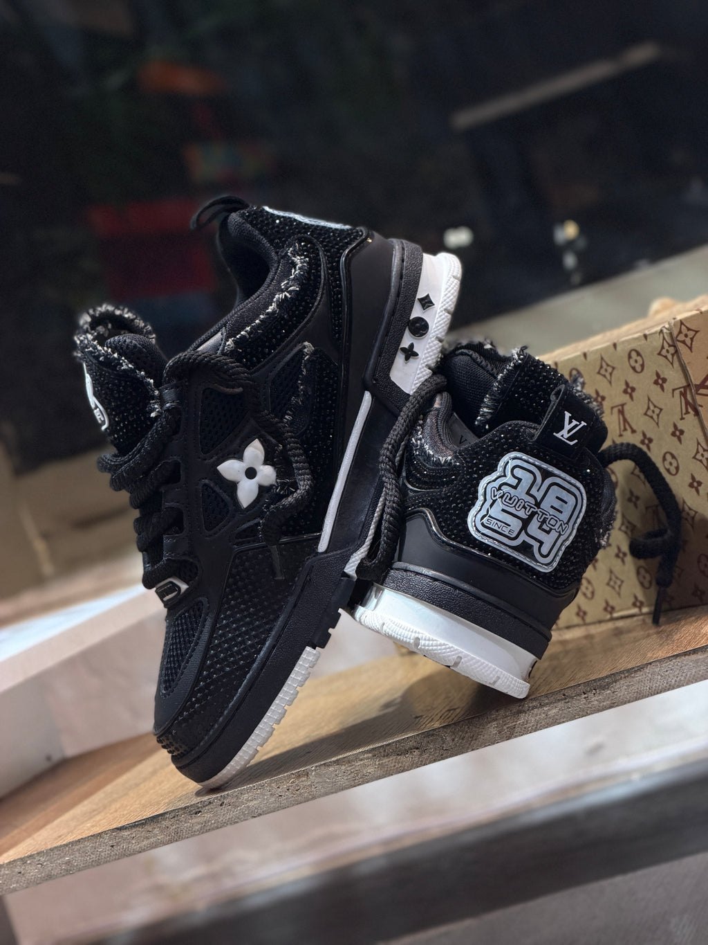 Louis Vuitton LV Skate "Negro Cristales"