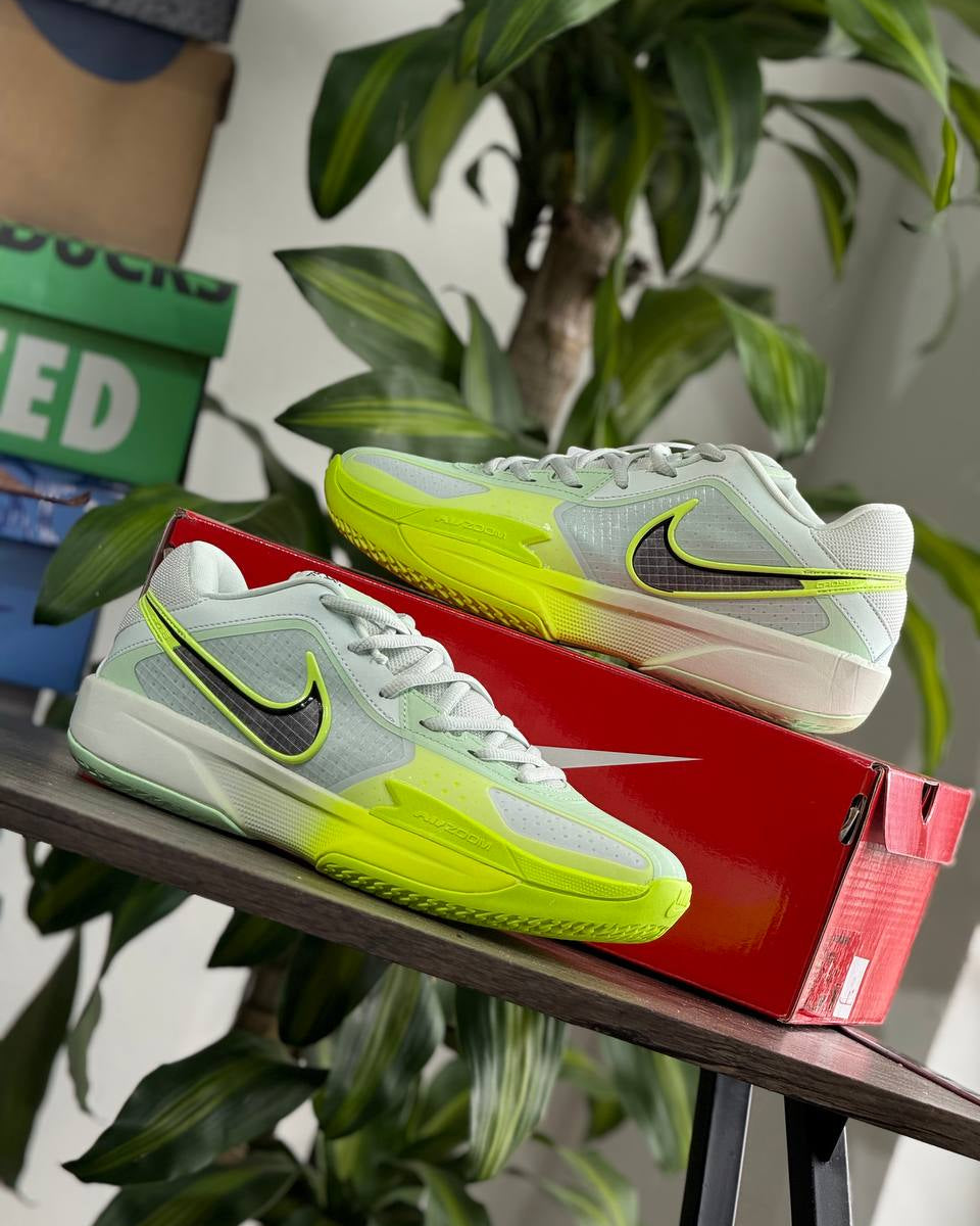 Nike Air Zoom GT Cut Cross – Mint / Volt