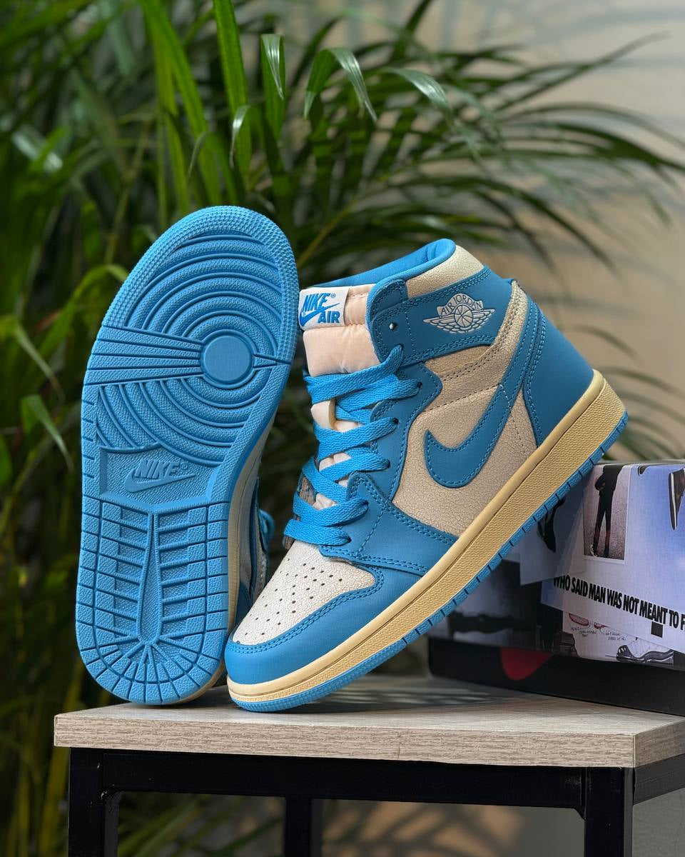 Air Jordan 1 High – Azul y Crema