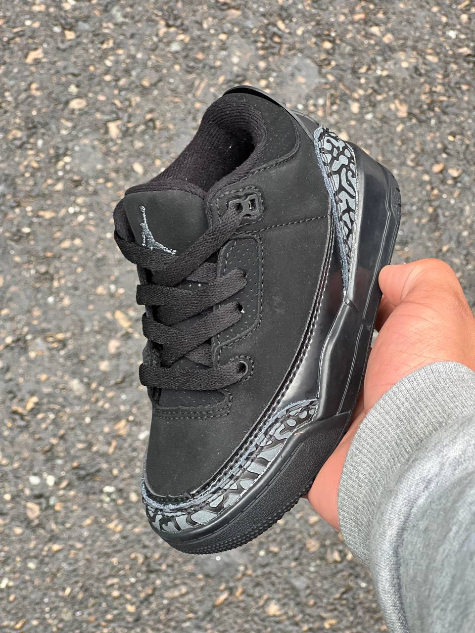 JORDAN 3 BLACK CAT KIDS8
