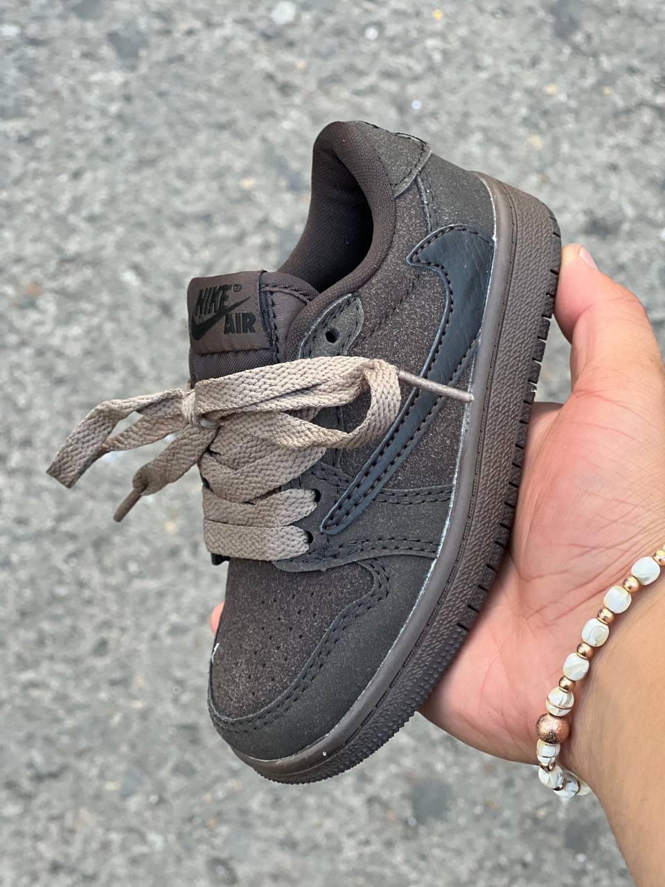 JORDAN 1 LOW TRAVIS KIDS