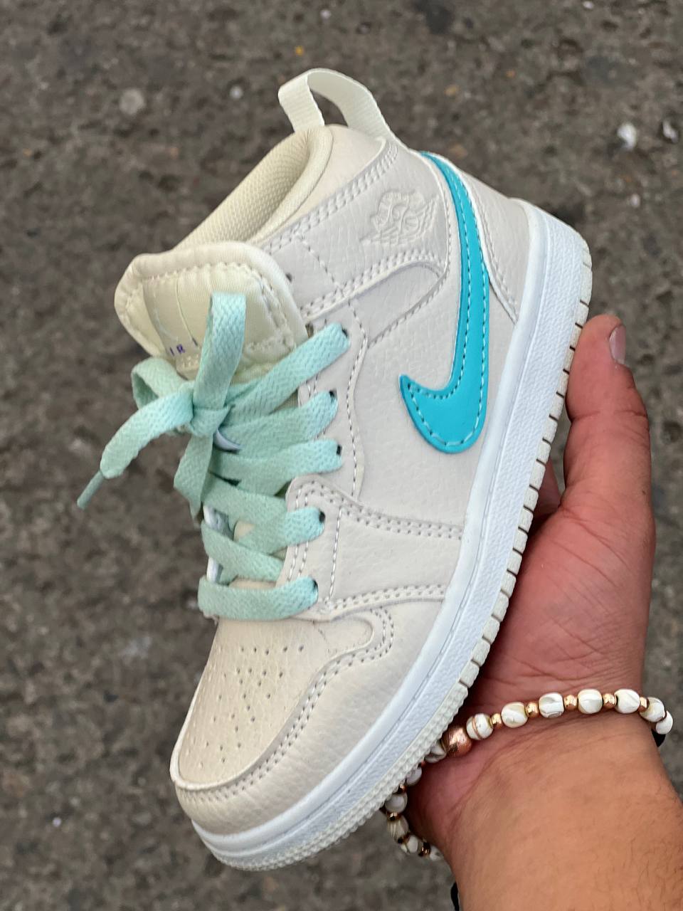 JORDAN 1 HIGH KIDS