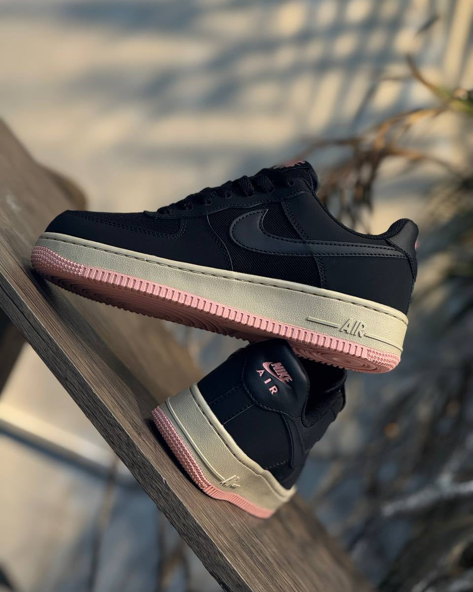 NIKE AIR FORCE 1 LOW BLACK PINK