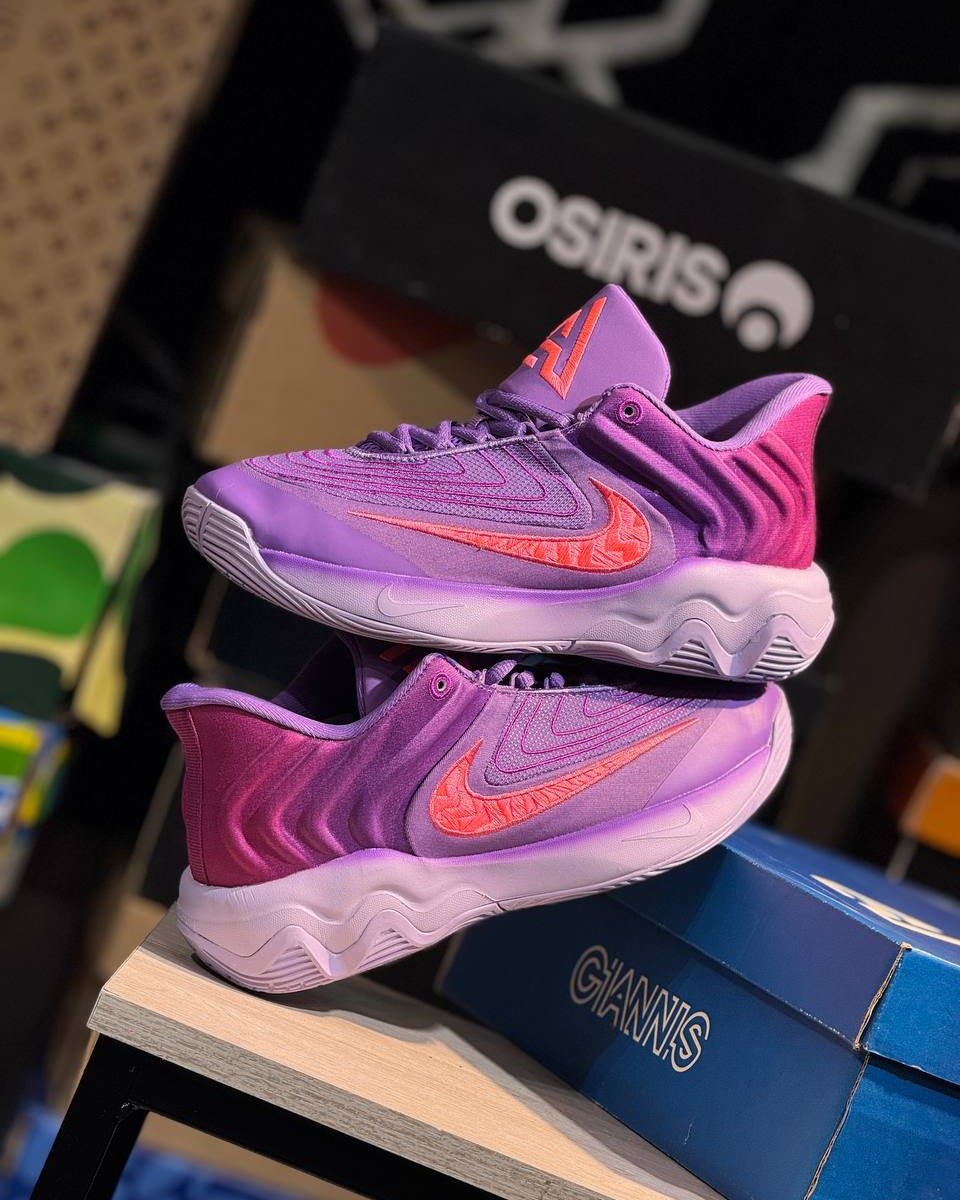 NIKE GIANNIS IMMORTALITY 3 PURPLE ORANGE