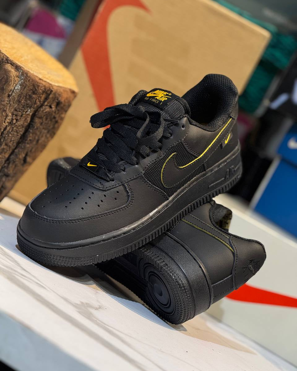 NIKE AIR FORCE 1 07 BLACK