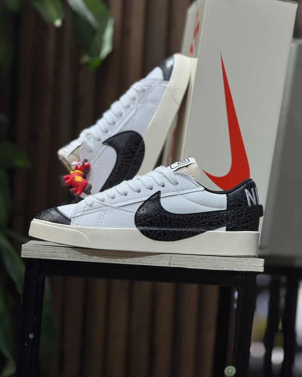 NIKE BLAZER LOW WHITE BLACK ELEPHANT