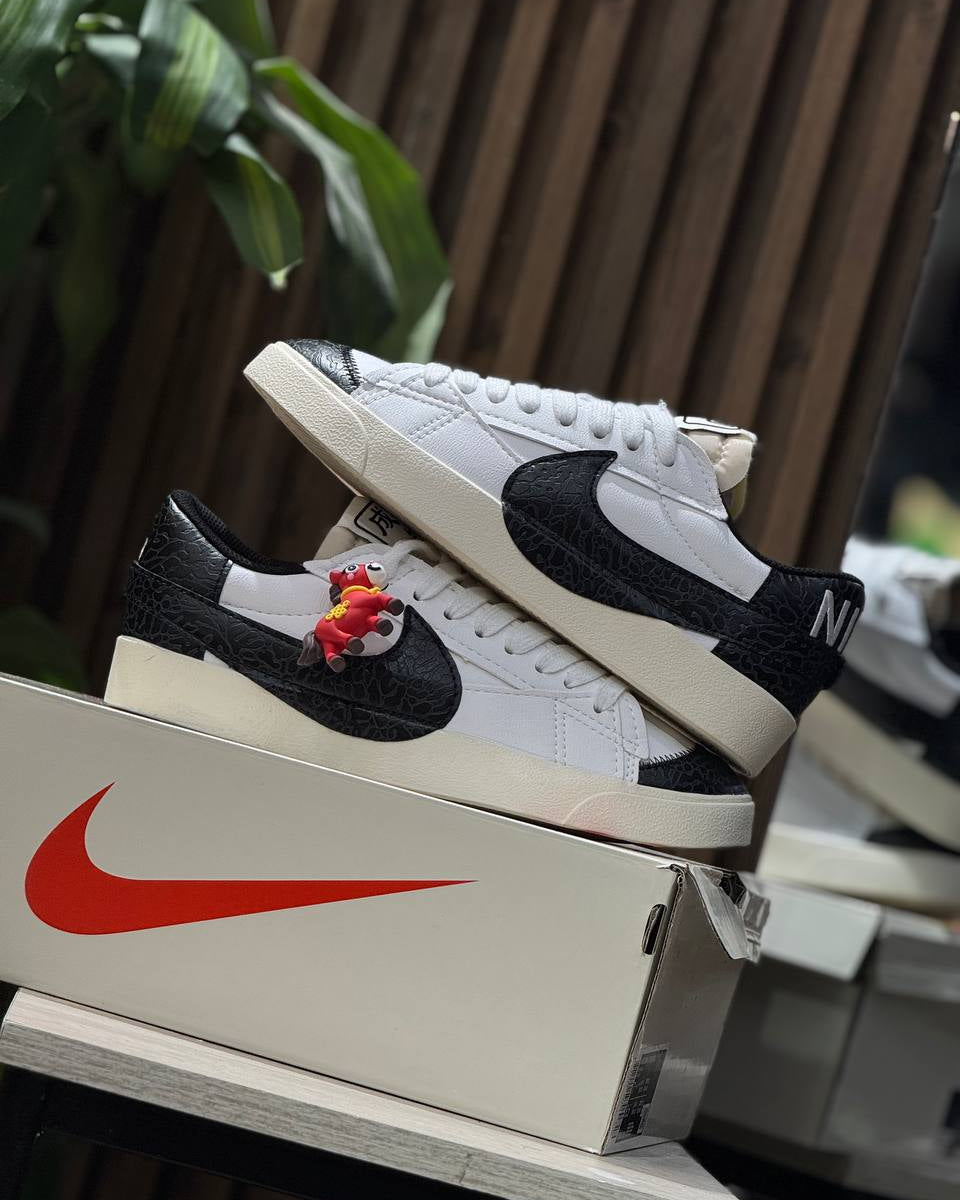 NIKE BLAZER LOW WHITE BLACK ELEPHANT