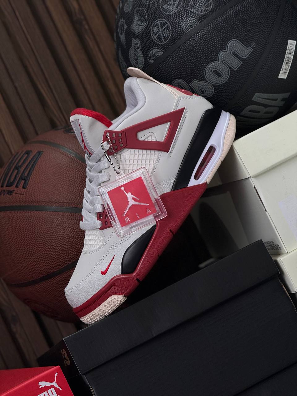 Jordan Retro 4 Fire Red
