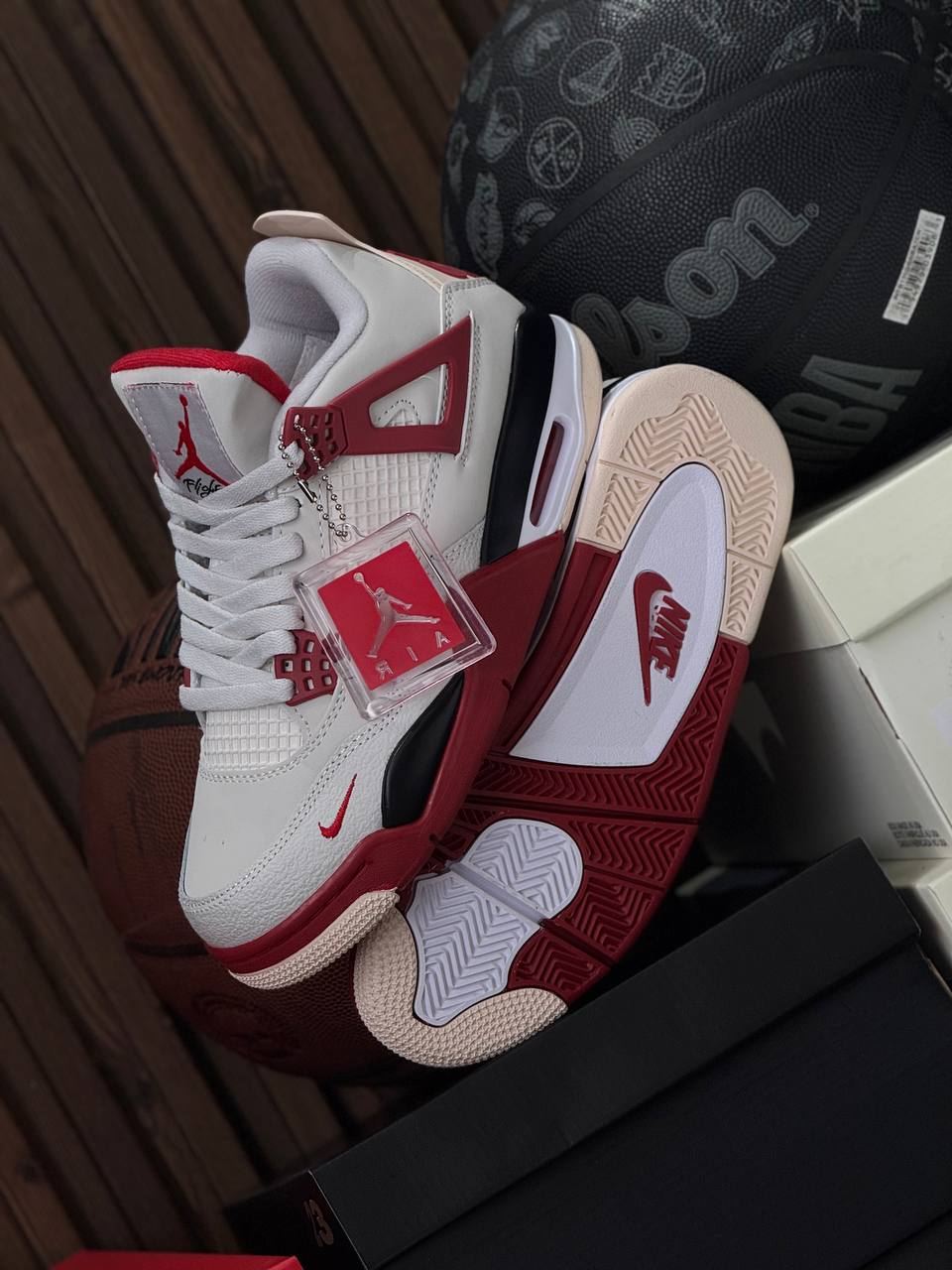 Jordan Retro 4 Fire Red
