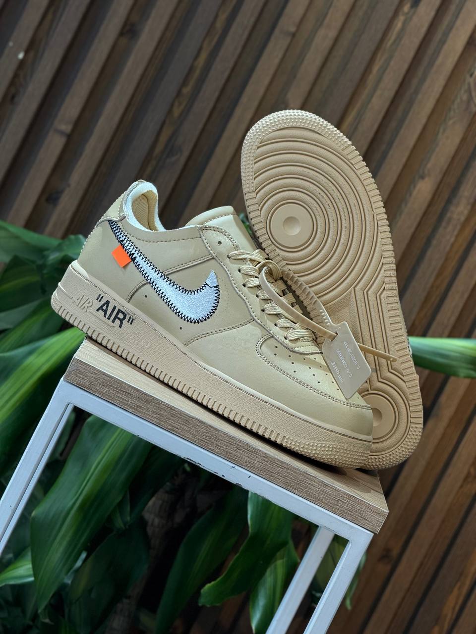 Nike Air Force 1 Off-White Beige