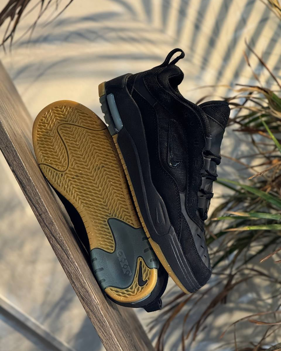 NIKE SB AIR MAX ISHOD WAIR BLACK / GUM