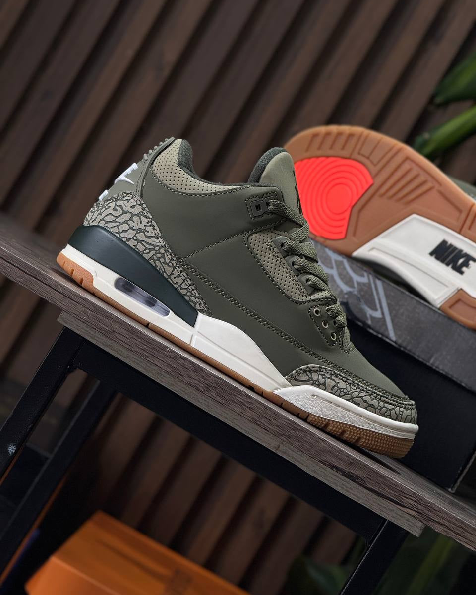 NIKE AIR JORDAN 3 RETRO FAMILY AFFAIR
