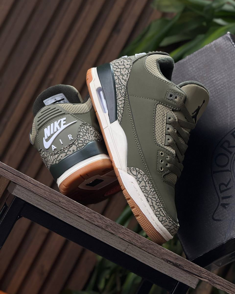 NIKE AIR JORDAN 3 RETRO FAMILY AFFAIR