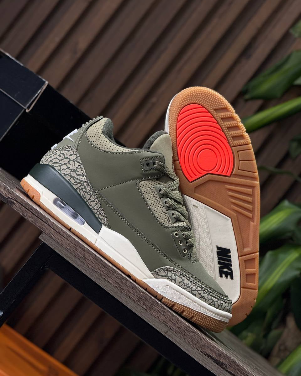 NIKE AIR JORDAN 3 RETRO FAMILY AFFAIR