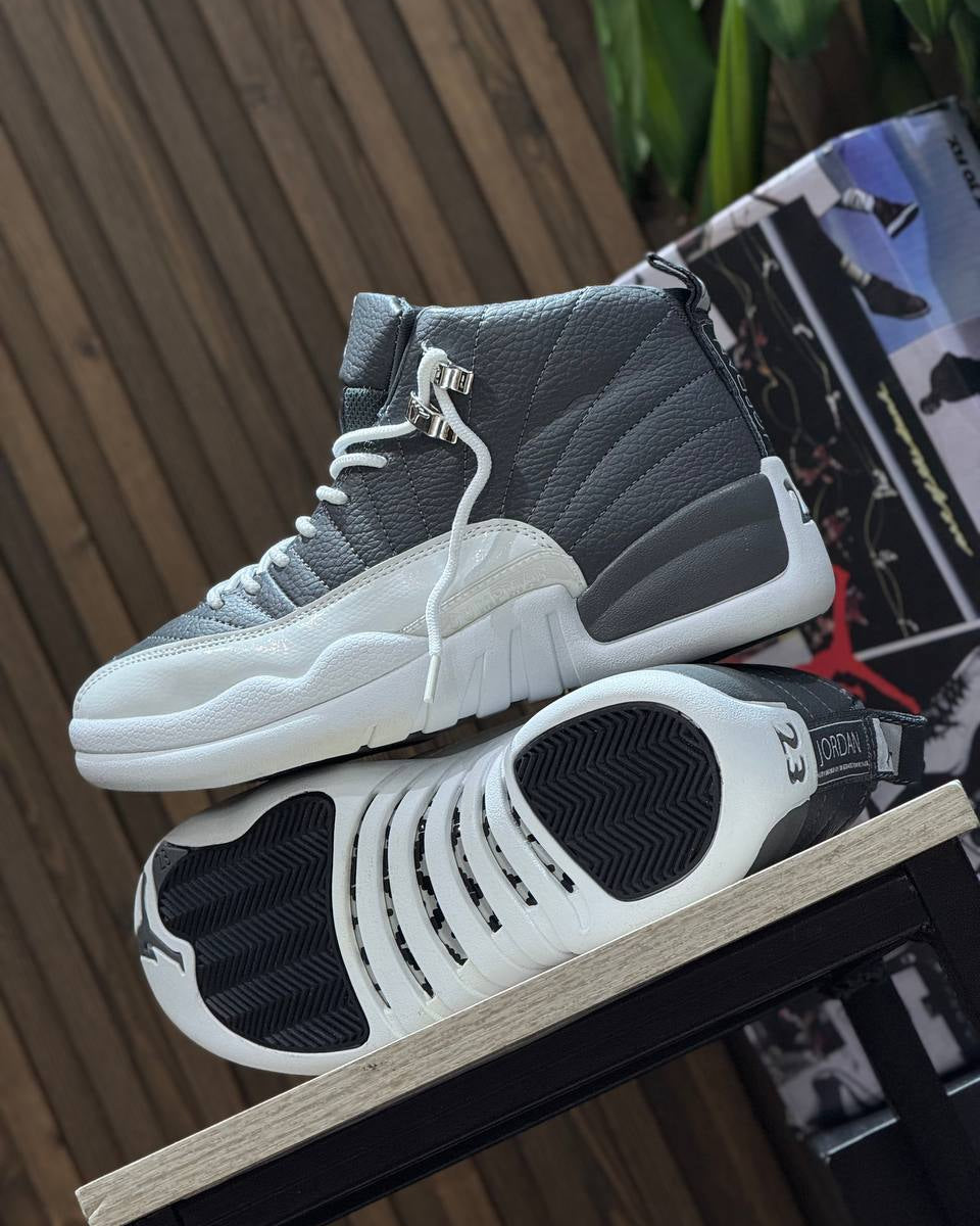 NIKE AIR JORDAN 12 RETRO STEALTH