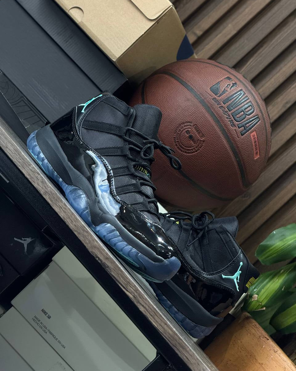 Air Jordan 11 Retro Black / Gamma Blue