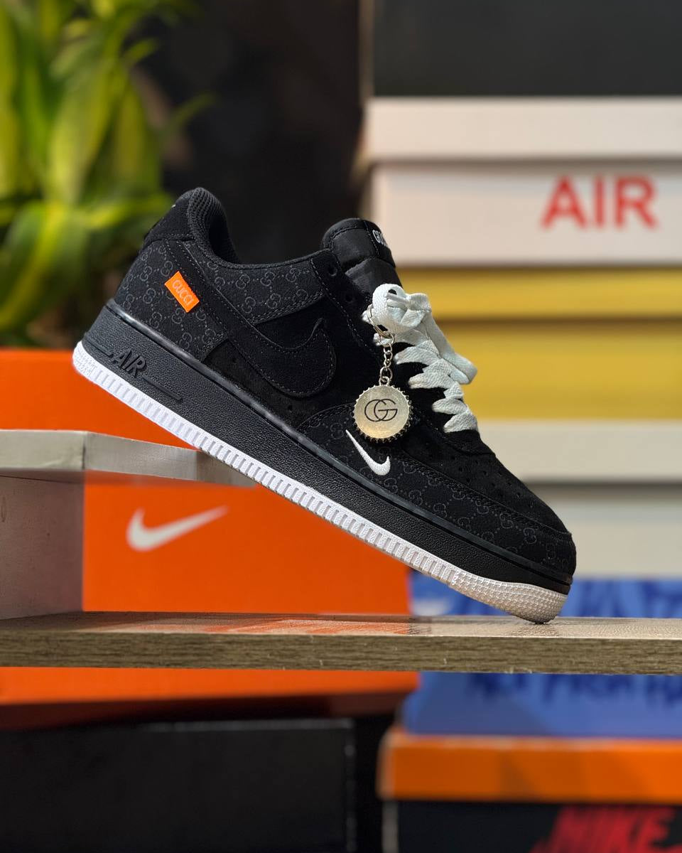 Nike Air Force 1 x Gucci Black Edition