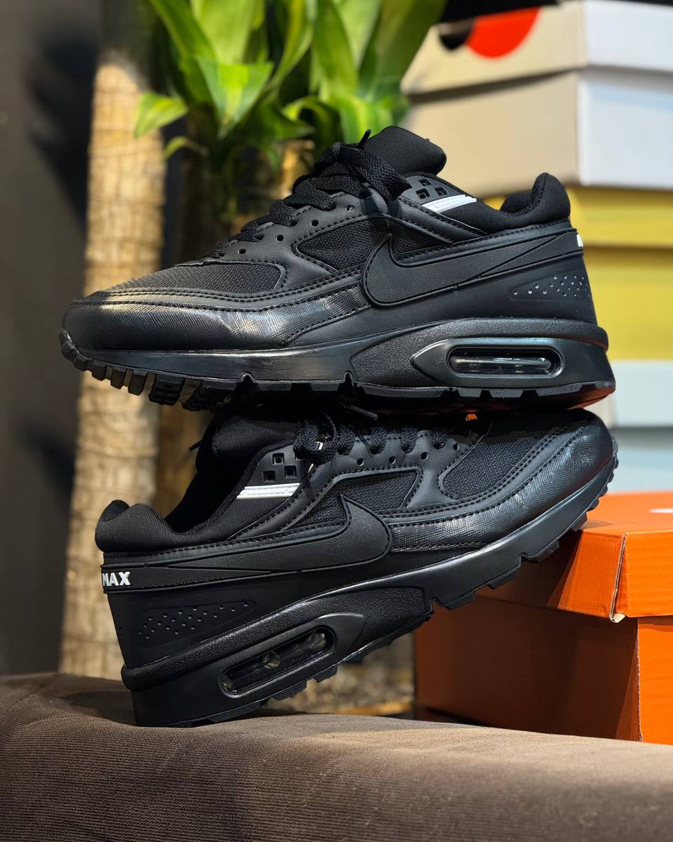 Nike Air Max BW “Triple Black”