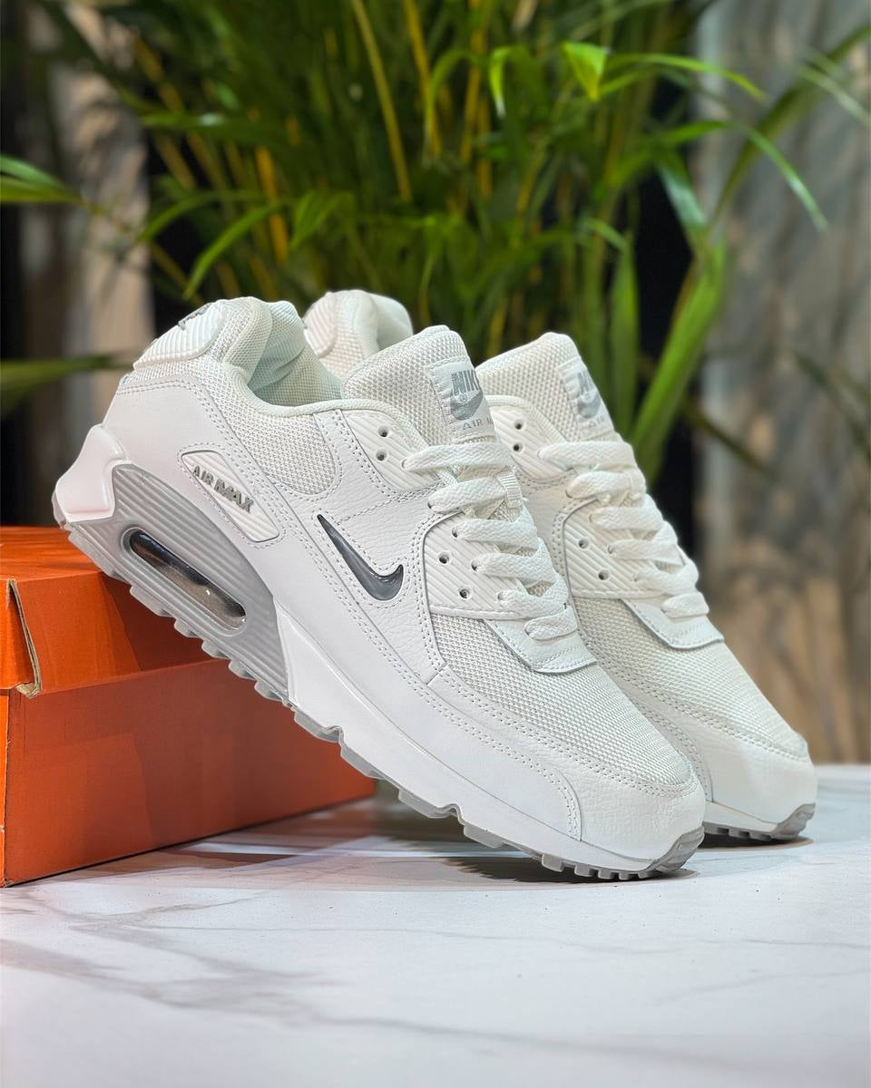 NIKE AIR MAX 90 JEWEL “LIGHT SMOKE GREY / TRIPLE WHITE”