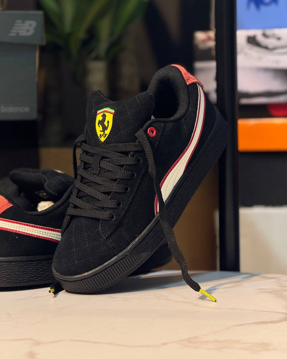 PUMA x Ferrari Suede Black Edition