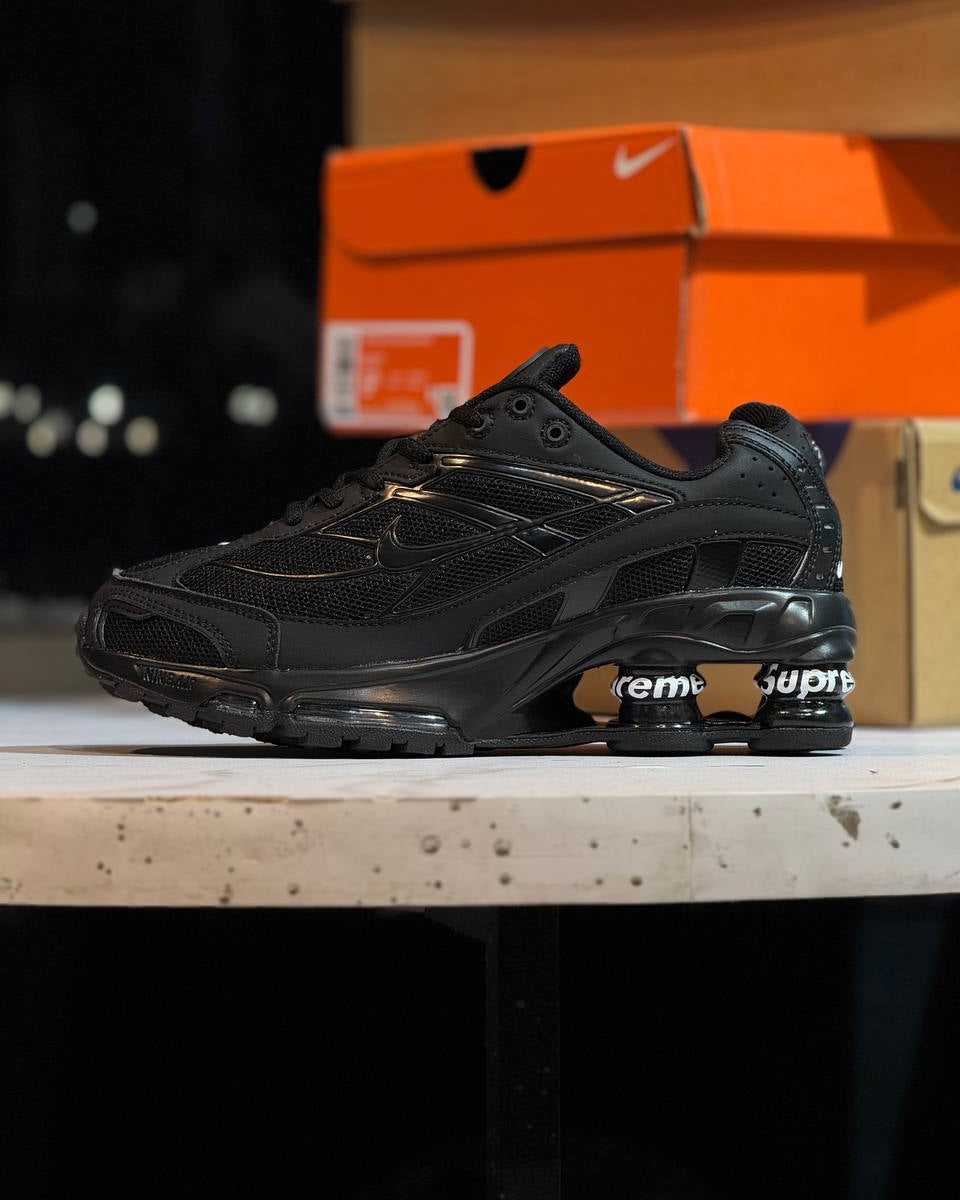 Nike Shox R4 x Supreme “Triple Black” – Web Monkey Shoes