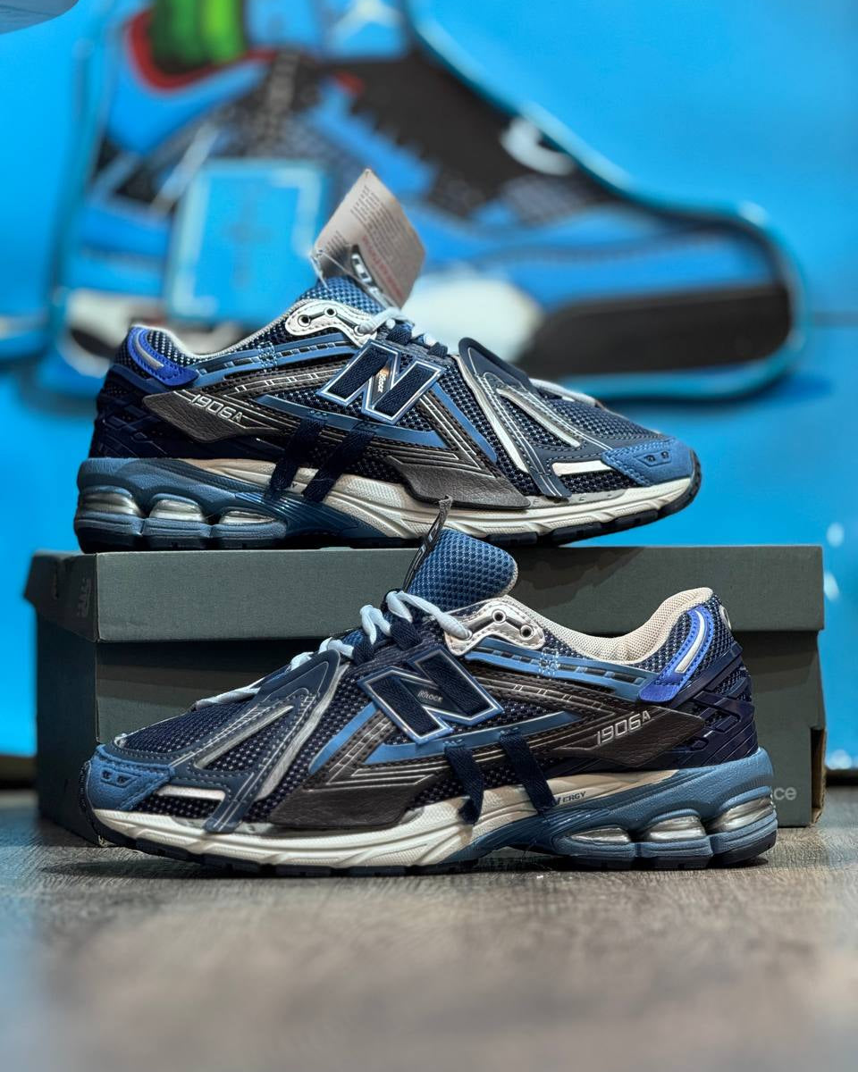 New Balance 1906R “Navy Chrome”