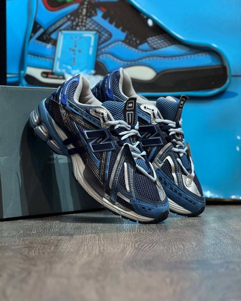 New Balance 1906R “Navy Chrome”