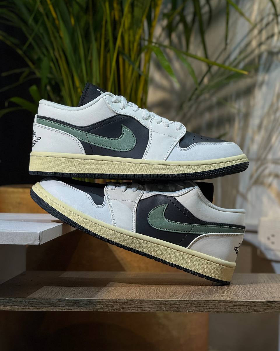 Air Jordan 1 Low “Shadow Green”
