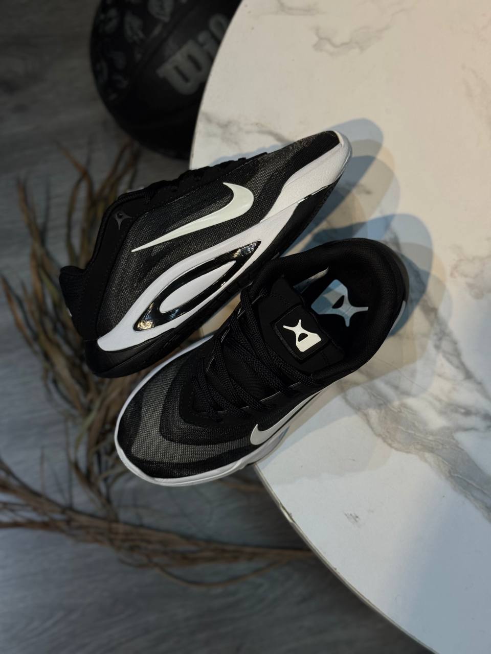 Nike LeBron 21 “Black & White”