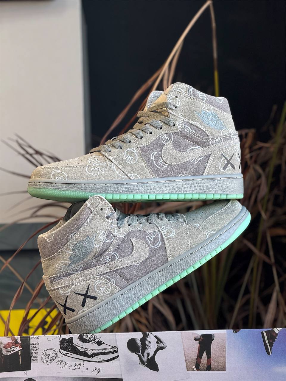 Air Jordan 1 Mid x KAWS “Glow Mint”