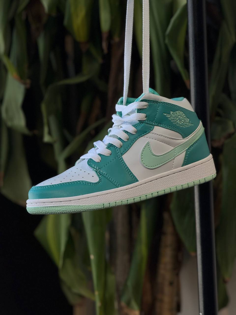 Air Jordan 1 Mid “Mint Foam”