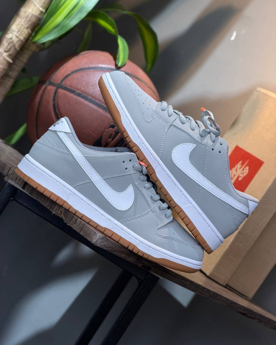 Nike SB Dunk Low Pro ISO Orange Label “Wolf Grey”