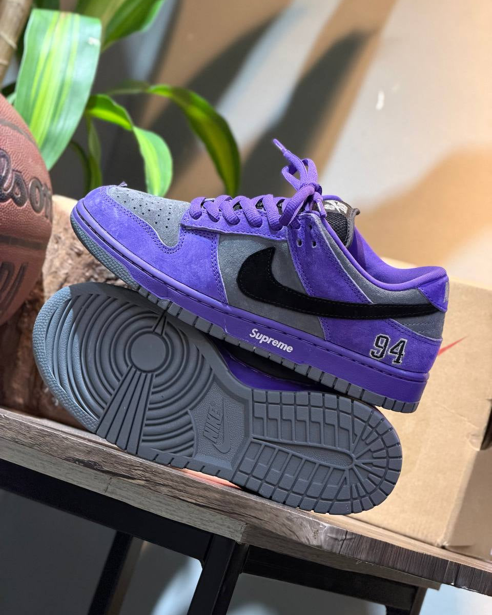 Supreme x Nike SB Dunk Low “Ink”
