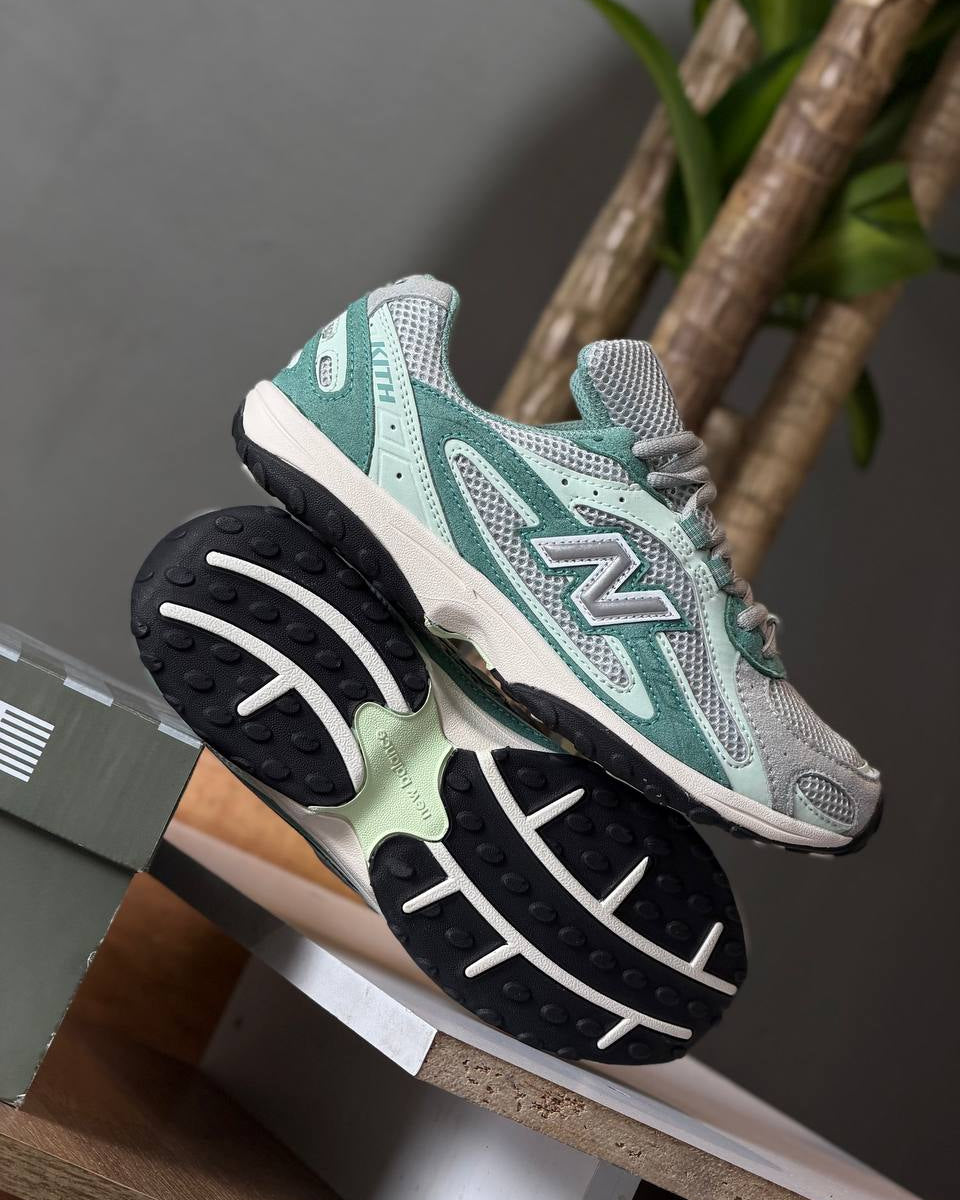 Kith x New Balance 204L “Green / Silver / Grey”