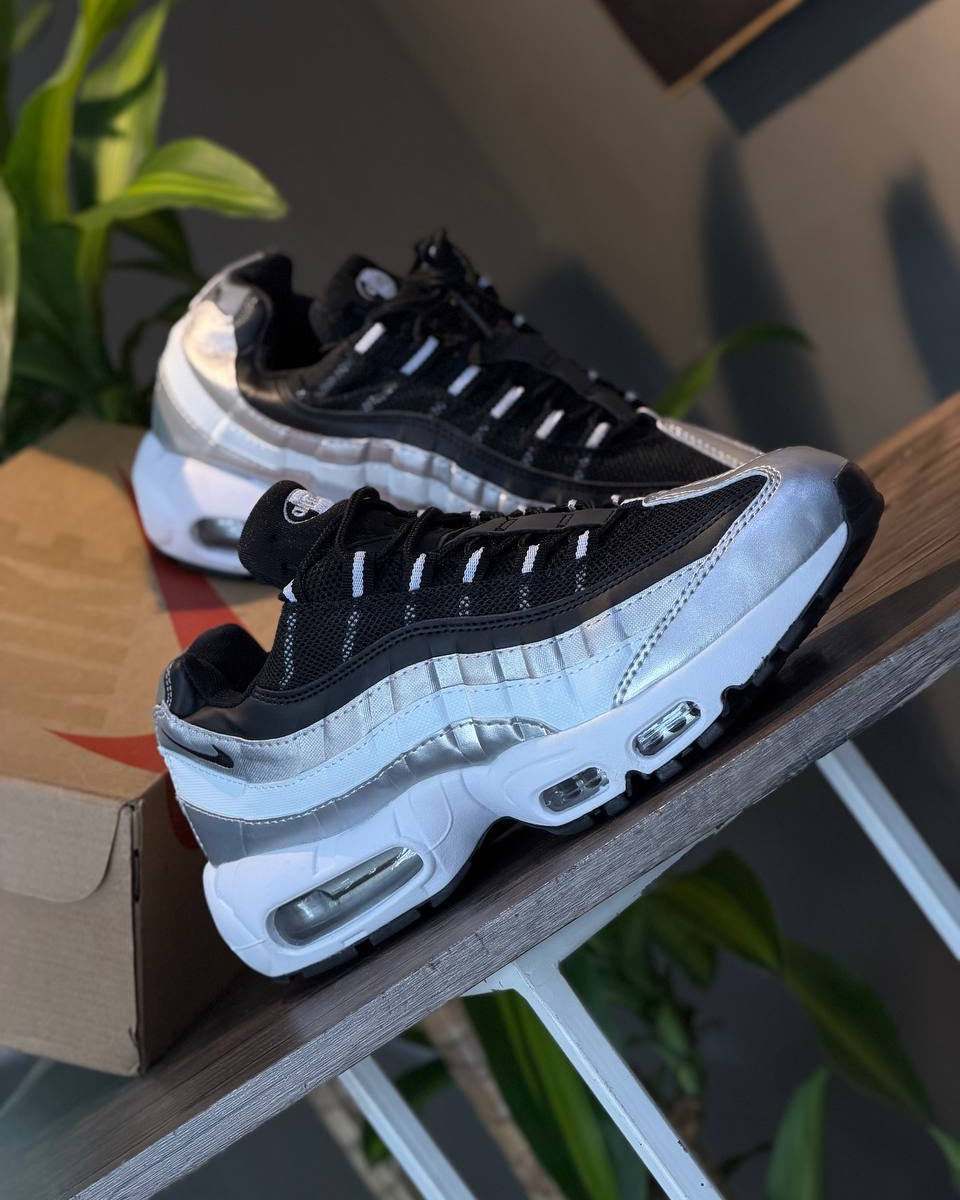 Nike Air Max 95 OG Big Bubble “Black / Metallic Silver”