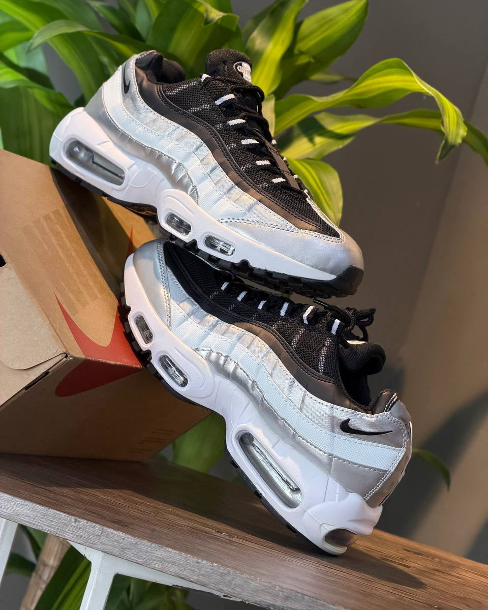 Nike Air Max 95 OG Big Bubble “Black / Metallic Silver”