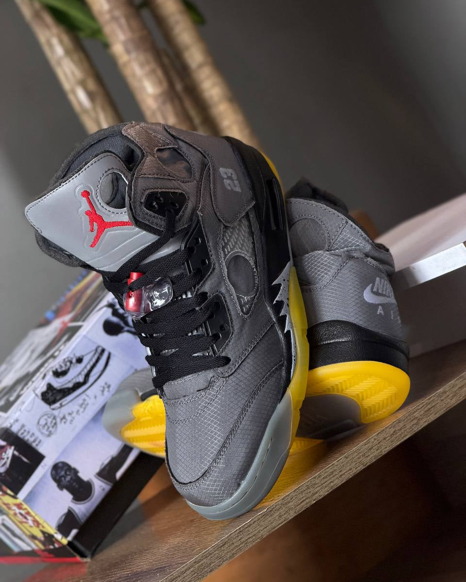 Off-White x Air Jordan 5 Retro “Muslin”