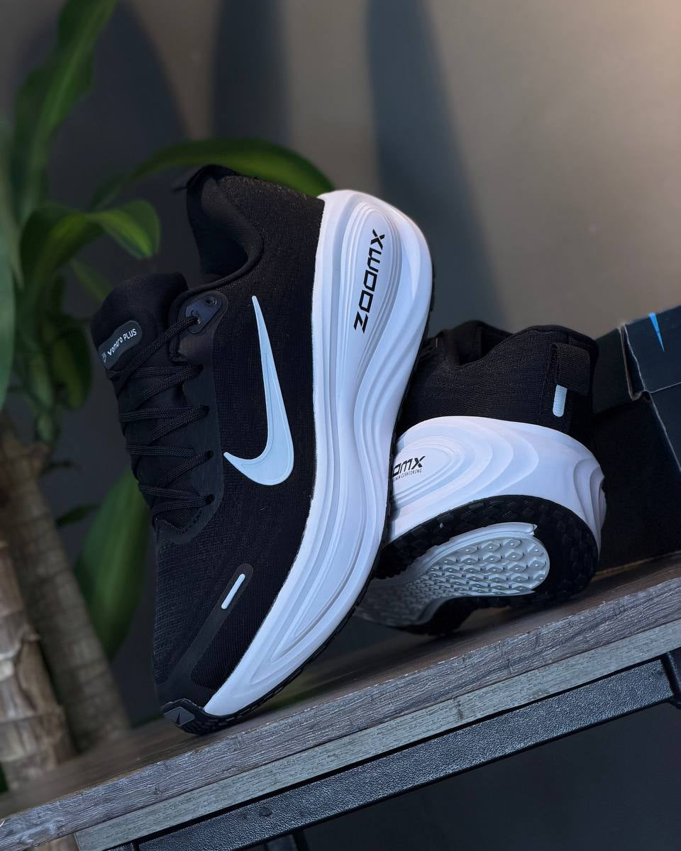 Nike Vomero Plus “Black White”
