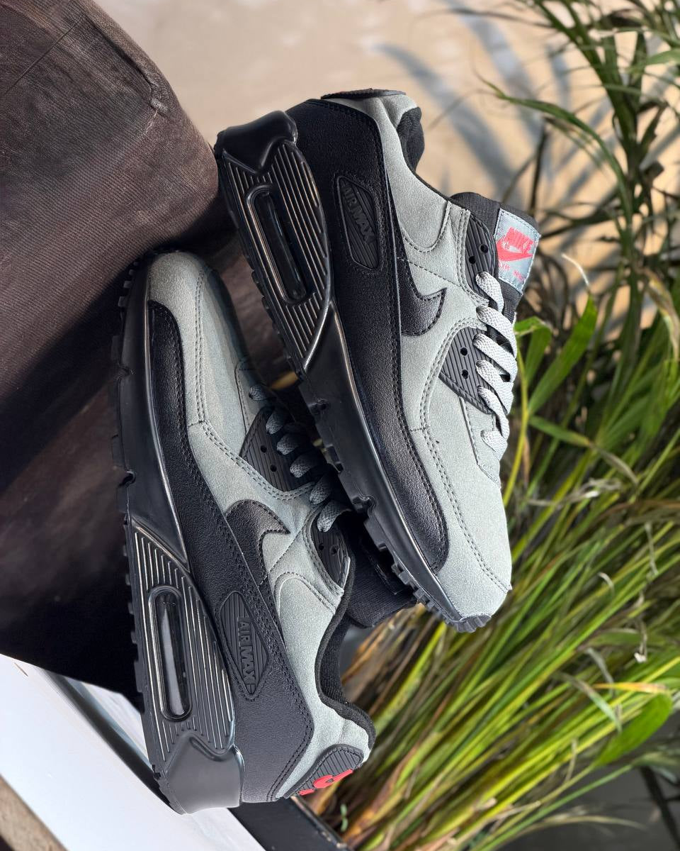 Nike Air Max 90 Essential