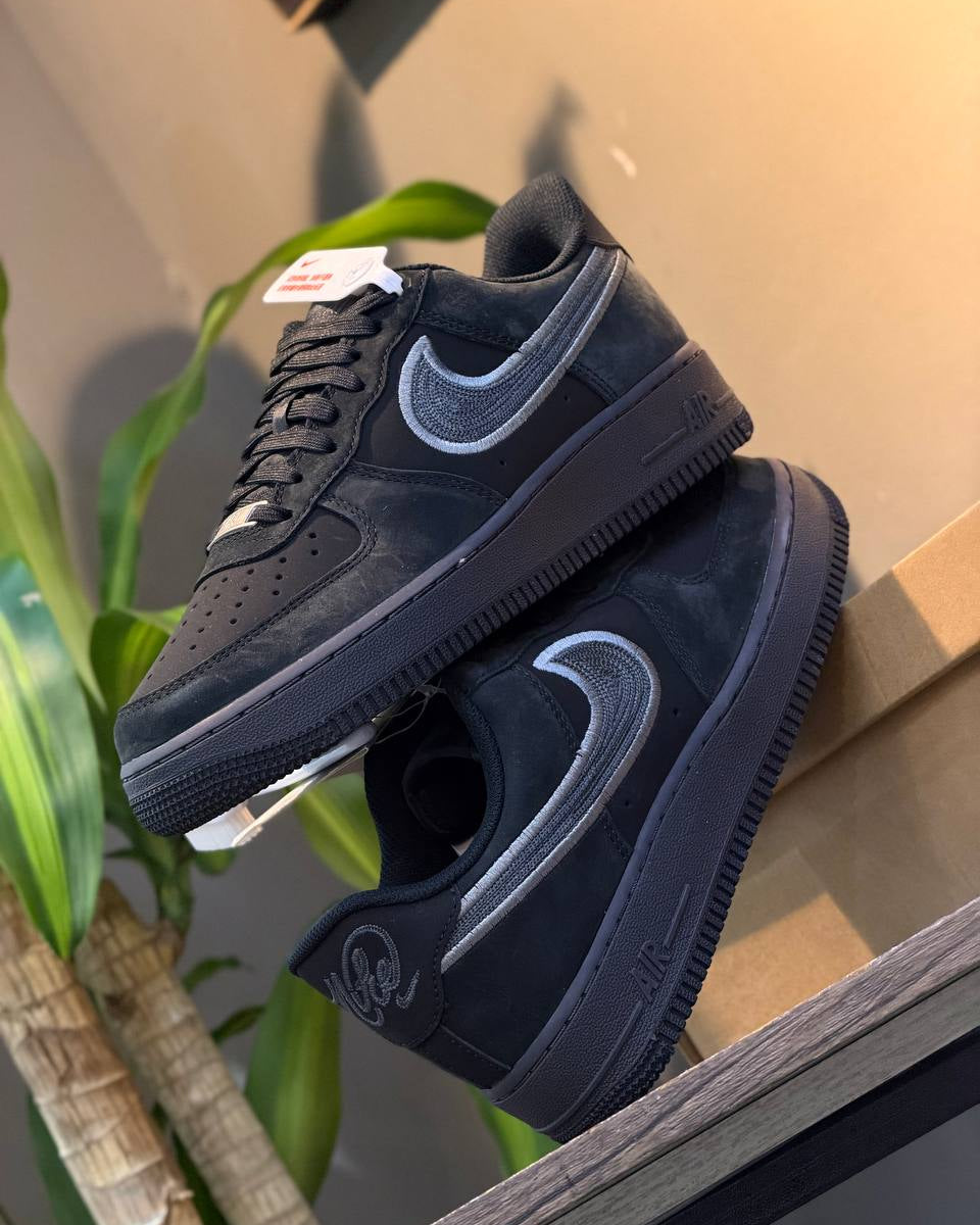 Nike Air Force 1 ’07 LV8 Black