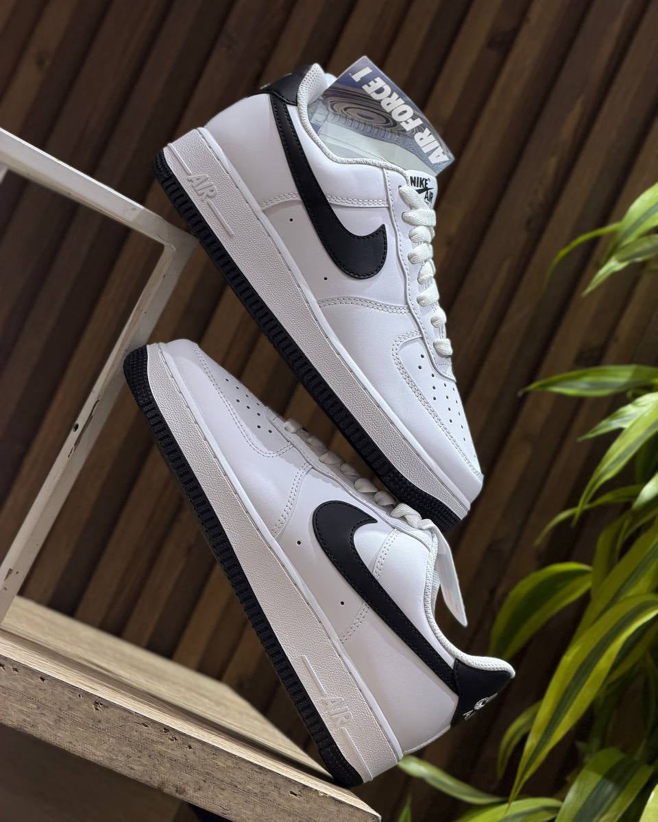 Nike Air Force 1 ’07 Low “White Black”