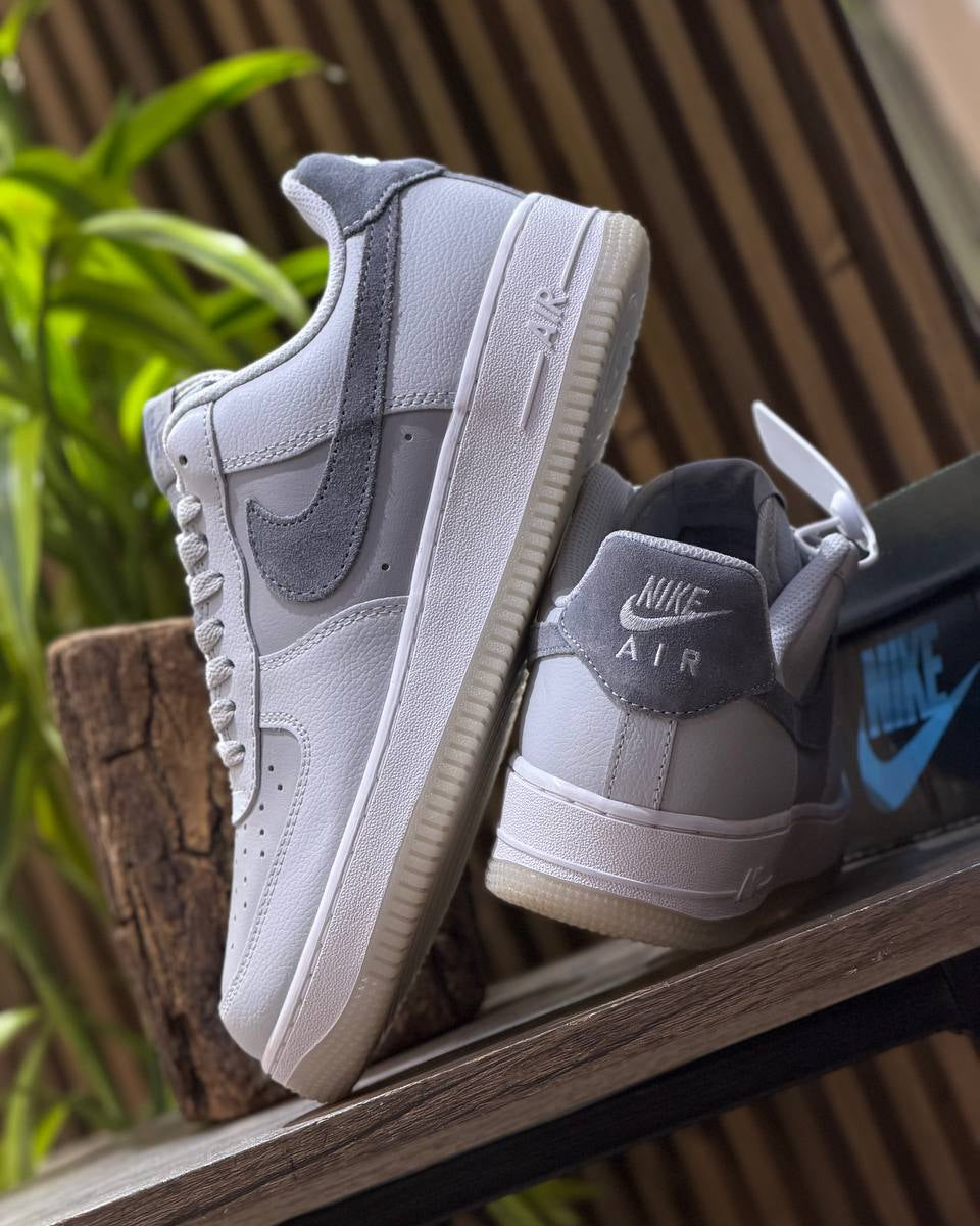 Nike Air Force 1 ’07 LV8