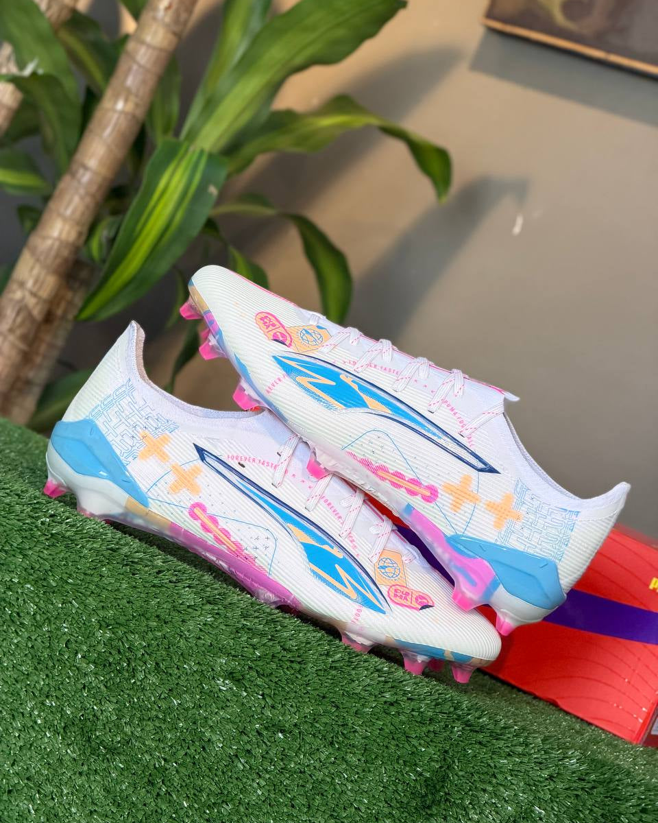PUMA Ultra 6 Ultimate FG KidSuper x Christian Pulisic