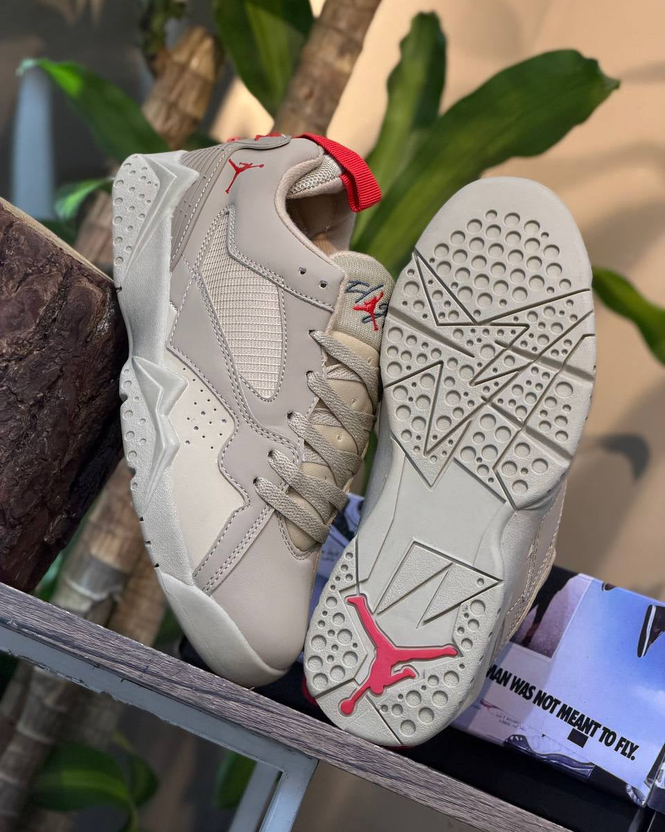 Jordan Flight Court “Sail”